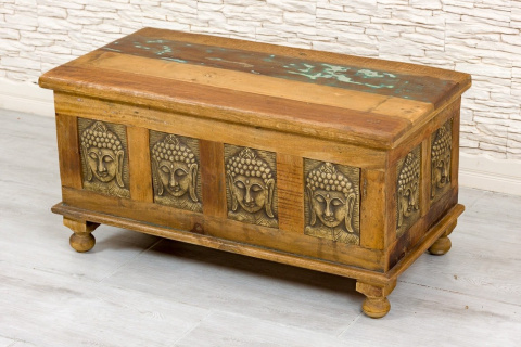 Orientalna drewniana skrzynia indyjska kufer z Buddą