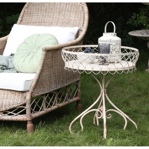 Metalowy przecierany stolik prowansalski Chic Antique