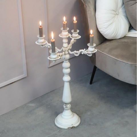 Biały prowansalski świecznik Chic Antique