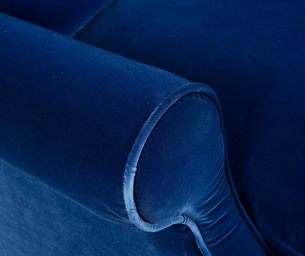Stylowy niebieski fotel pikowany uszak CASSIC Belldeco