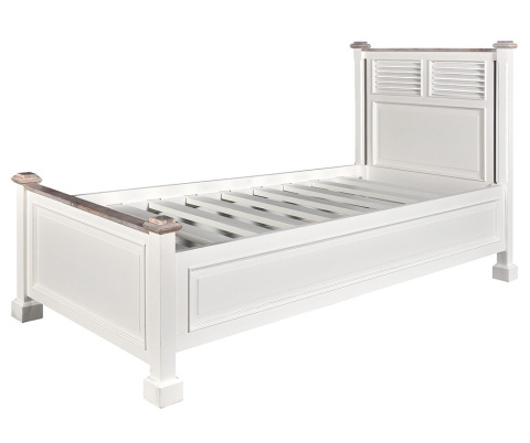 Białe drewniane łóżko w stylu hampton Belldeco