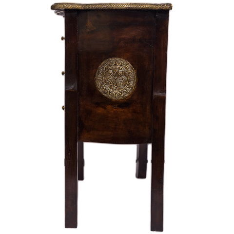 Indyjska komoda szafka zdobiona mosiądzem orient