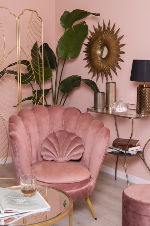 Designerski fotel muszelka na złotych nóżkach retro Designerski fotel muszelka na złotych nóżkach retro