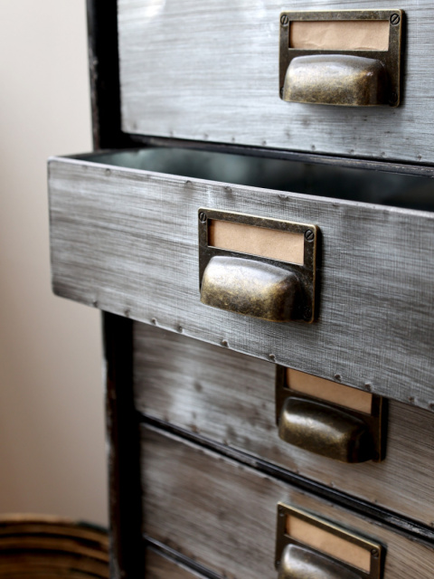 Metalowa komoda z szufladami FACTORY Chic Antique