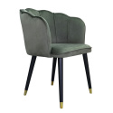 Tapicerowane zielone krzesło muszelka na czarnych nóżkach