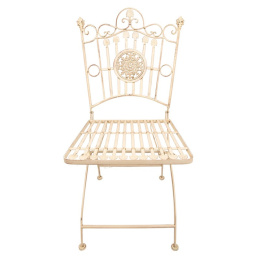 Kremowe krzesło ogrodowe z przetarciami w stylu prowansalskim