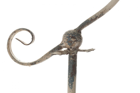 Rustykalna metalowa lampa podłogowa LAMALI ALURO