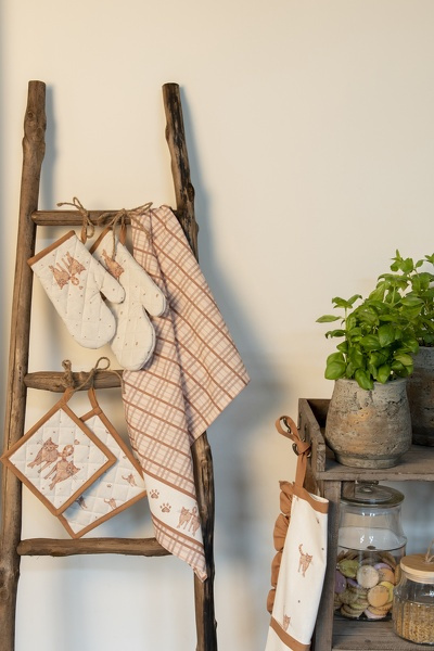 Drewniana drabinka wieszak na ręczniki country