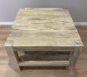 Drewniany kwadratowy stolik kawowy z półką Indie 80 cm