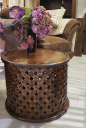 Okrągły ażurowy stolik kawowy z Indii drewno mango