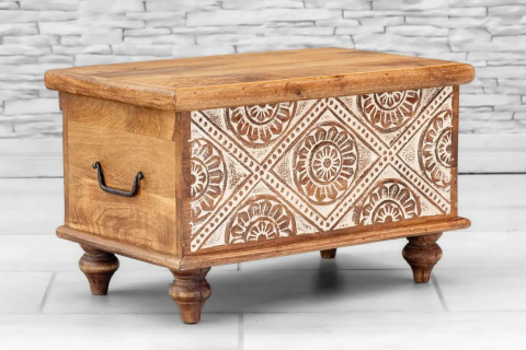 Kuferek drewniany z mandalami z drewna mango