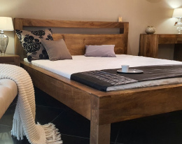 Klasyczne proste łóżko z drewna mango toffi 180x200