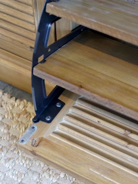 Drewniana komoda z siedziskiem Chic Antique