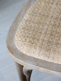 Krzesło barowe drewniane z rattanem Chic Antique