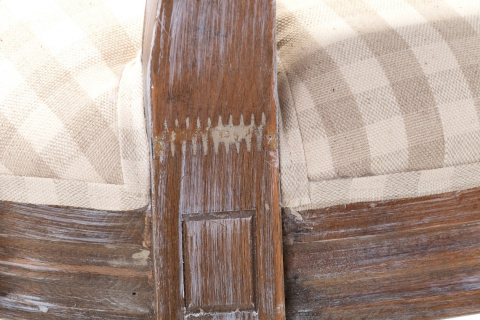 Krzesło z podłokietnikami tapicerowane PALIDA ALURO